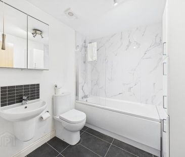 Apt 25, 9 Brown Square, Belfast, BT13 2BW - Photo 6