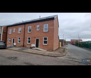 1 bedroom in a house share to rent - Photo 3