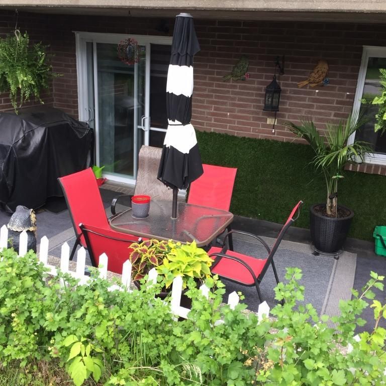 41/2, Béton**Tout rénové**Impeccable!**Rez-de-Jardin**Grande terrasse**Belle luminosité**Non fumeur de toute substance**1425$/mois - Photo 1