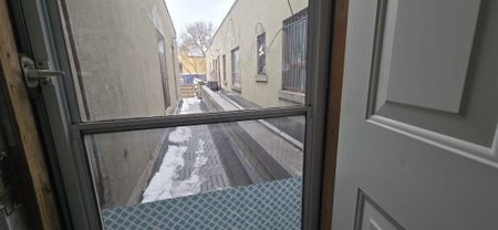 For Lease - 1854 Eglinton Avenue Unit# 1, Toronto, Ontario - Photo 4