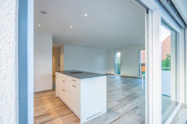 Generous 3.5-room apartment with 2 bathrooms and large terrace - Photo 1