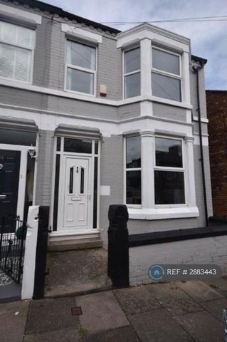 3 bedroom semi-detached house to rent - Photo 5