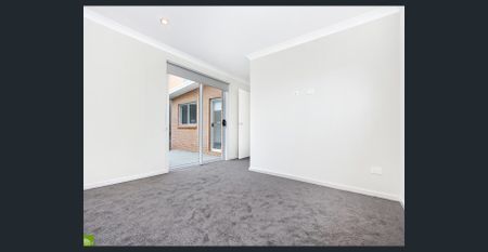 Stunning 3 Bedroom Terrace with Escarpment Views - Photo 4