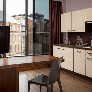 Leeds City - Smart Studio, Leeds City Centre, LS1 4AG - Photo 2