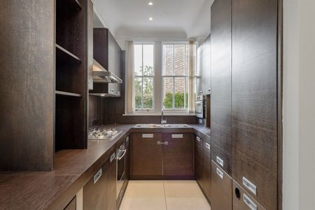 Lombardy Place, W2 - Photo 2