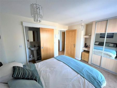 2 bedroom apartment to rent - Photo 4