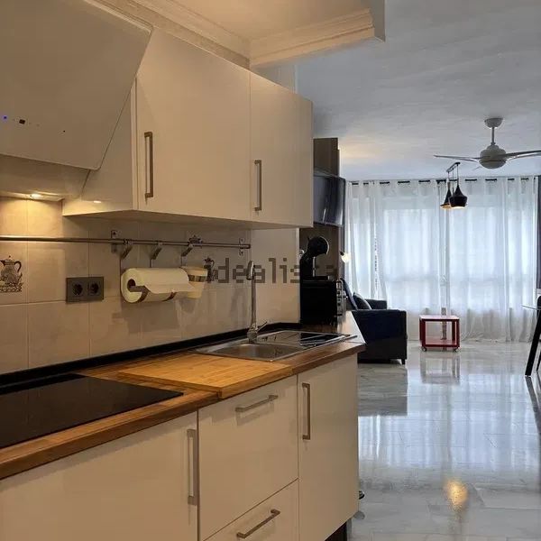 Alquiler de estudio en Urbanización Costa del Oro - Photo 1