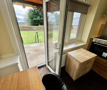 Studio to rent - Photo 2