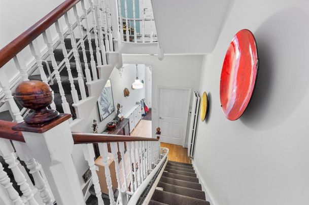5 bedroom terraced house to rent - Photo 1