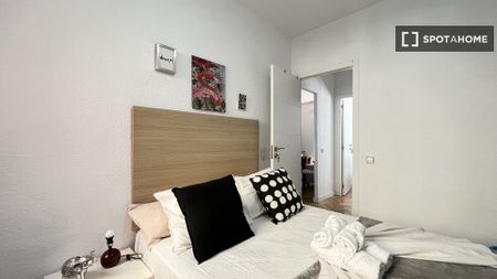 madrid, Community of Madrid 28005 - Photo 3