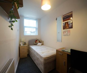 14 The Crescent - Photo 2