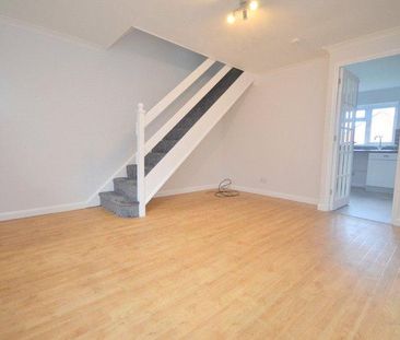 2 bedroom terraced house to rent - Photo 2