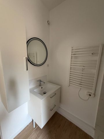 Location Appartement 2 pièces 34m² NIMES 30000 - Photo 4