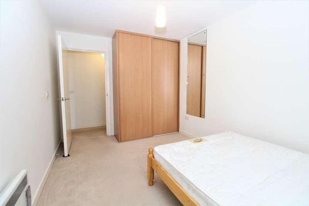 Prince Regent Road, Hounslow, TW3 - Photo 1