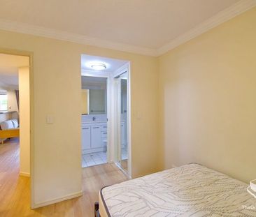 Walk to UQ, Furnished Two bedrooms two bathrooms - Photo 5