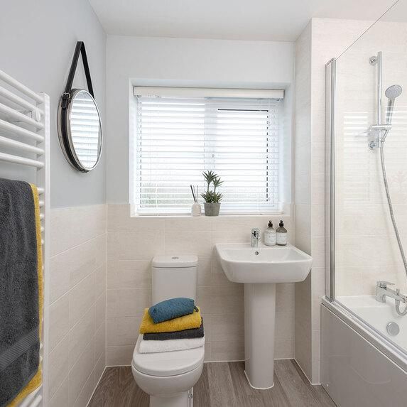 3 bedroom semi-detached house to rent - Photo 1