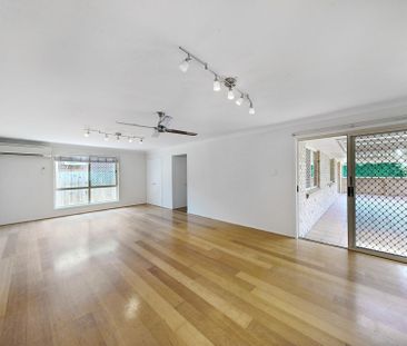 For Lease: Spacious Family Living with Modern Comfort in Prime Runc... - Photo 4