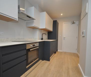 Studio to rent - Photo 1