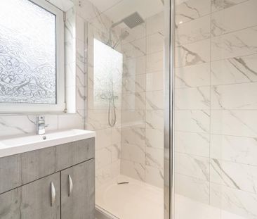 2 bedroom semi-detached house to rent - Photo 4