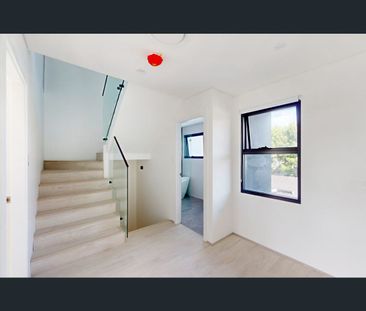 14a Mookara Place, Caringbah South, NSW 2229 - Photo 3