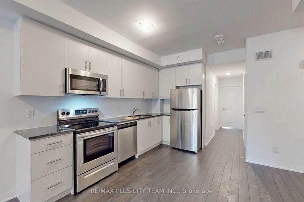 For Lease - 2635 William Jackson Drive Unit# 511, Pickering, Ontario - Photo 1