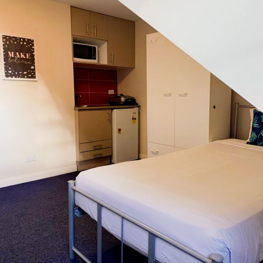 Very nice single bedroom next to Prince Alfred Park - Photo 1