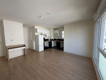 Appartement T1 LE PERREUX SUR MARNE à louer - Photo 2