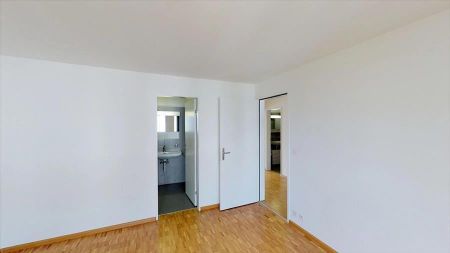 "In a quiet neighborhood" - Foto 4