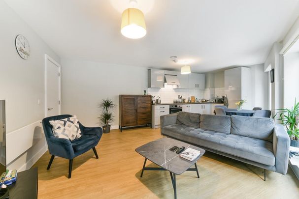 2 bedroom apartment to rent - Photo 1