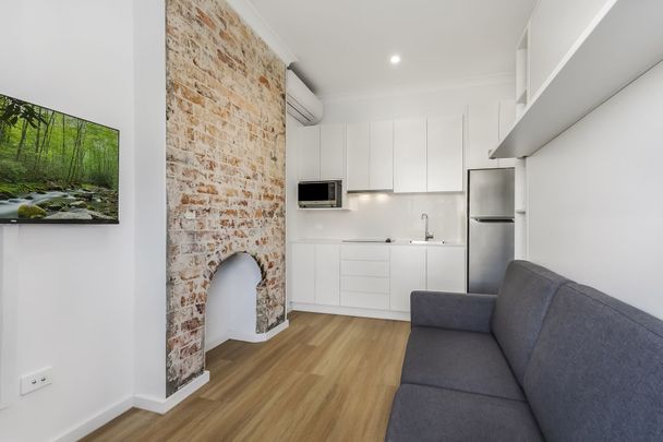 FULLY FURNISHED - Photo 1