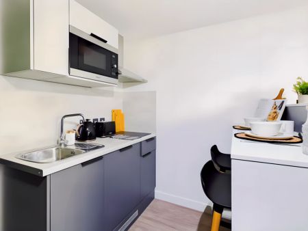 Premier Studio - Photo 4