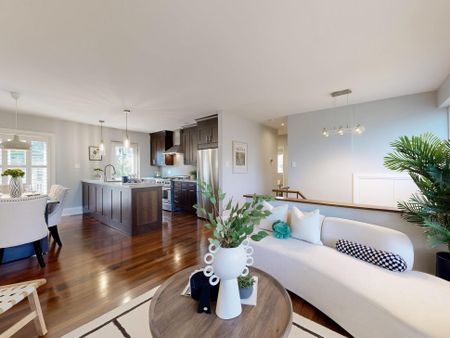 For Lease - 8 Overton Crescent, Toronto, Ontario - Photo 3