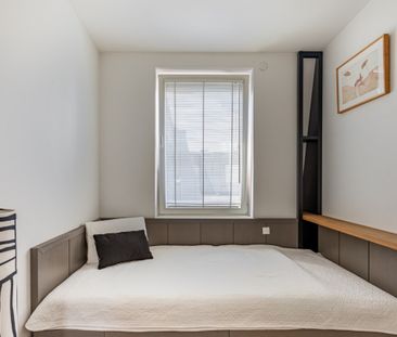 Loftowy apartament w kamienicy - Zdjęcie 6