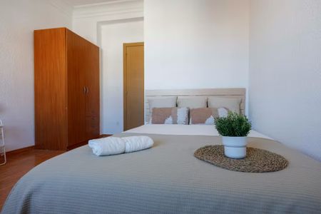 Carrer del Baró de San Petrillo, Valencia, Valencian Community 46020 - Foto 5