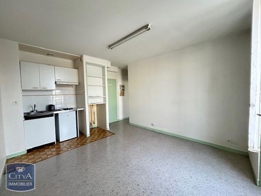 Location Appartement 2 pièces 30m² POITIERS 86000 - Photo 1
