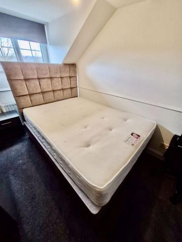 4 bedroom detached house to rent - Photo 3