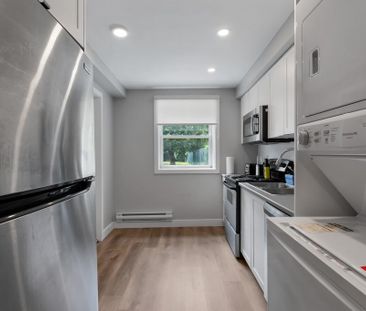 For Lease - 164-168 Picton Street Unit# 2, Hamilton, Ontario - Photo 2