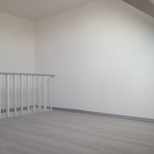 Location Maison 4 pièces 77m² - Photo 2