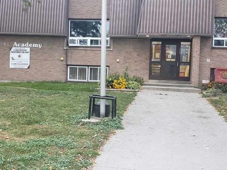 For Lease - 260 Academy Street Unit# 110, Loyalist, Ontario - Photo 4