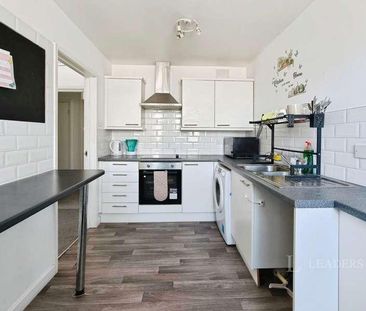 Gladys Avenue, Portsmouth, Hampshire, PO2 - Photo 5