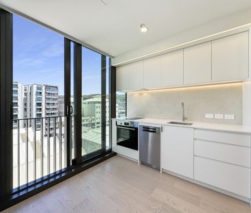 Welcome to apartment 607 in Hyde Lane. - Photo 6