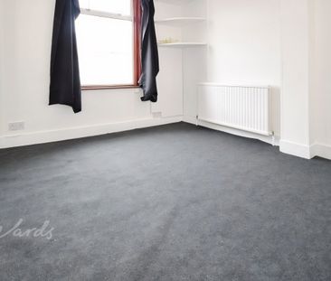 4 bedroom terraced house to rent - Photo 4