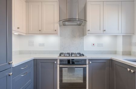 2 bedroom semi-detached house to rent - Photo 4