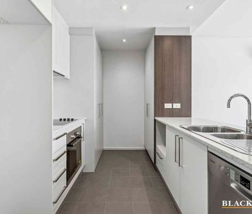 Charming One Bedroom Apartment In Prime Location - Photo 5