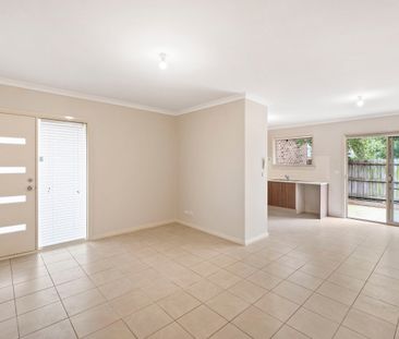 4/10 Kelsby Street, Reservoir VIC 3073 - Villa For Rent | Domain - Photo 5