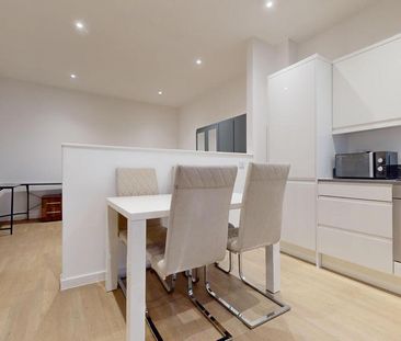 Studio to rent - Photo 6