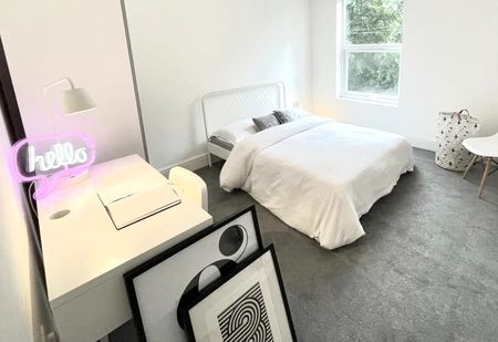 4 Bed Terraced House, Cromwell St Students, NG7 - Photo 5