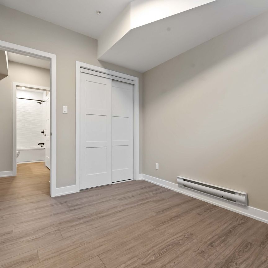 For Lease - 280 Levis Avenue Unit# B, Vanier and Kingsview Park, Ontario - Photo 1