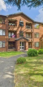 2 bedroom ground floor flat to rent - Photo 4