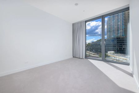 LUXURY CITY LIVING IN 'ONE SYDNEY HARBOUR' - Photo 3